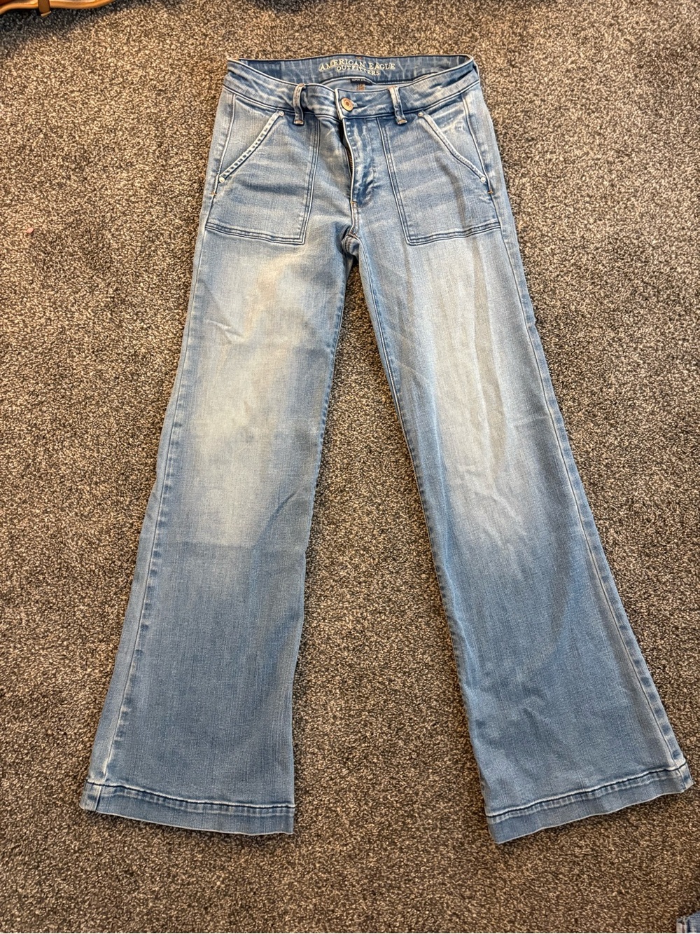 American Eagle Outfitters Light Blue Wide-Leg Jeans with Front Patch Pockets